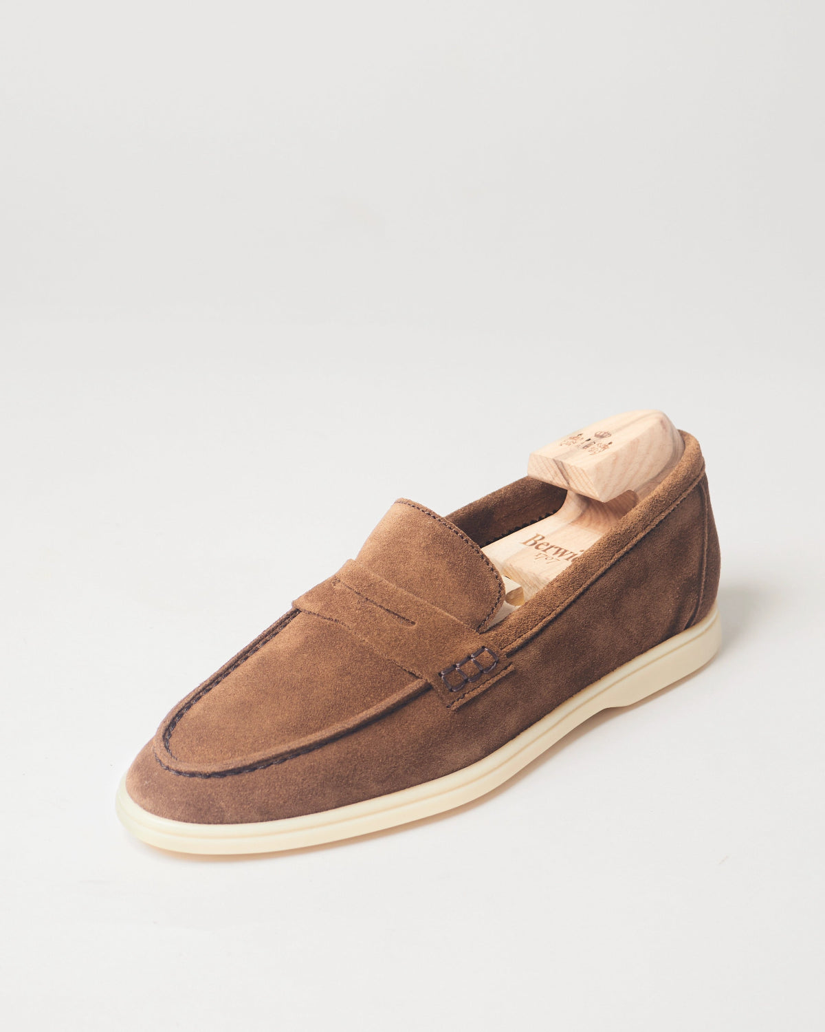 Berwick Flex Walk Penny Loafer 10133 Go Rain Janus Suede Noce single shoe front angle view