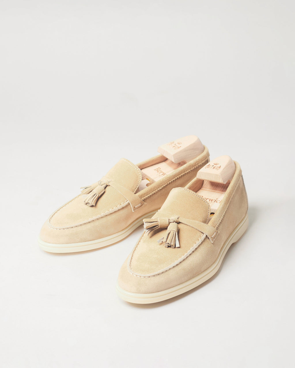 Berwick Flex Walk Tassel Loafer 197 Go Rain Janus Suede Sughero leather shoes pair front angle view