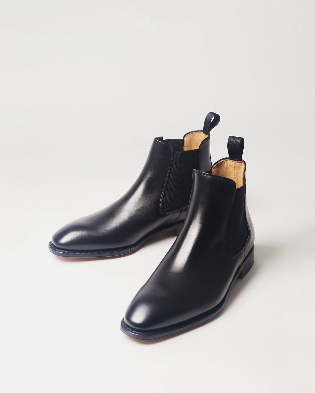 Berwick Chelsea Boot 475 Box Calf Black Elastico Black leather boots pair front angle view