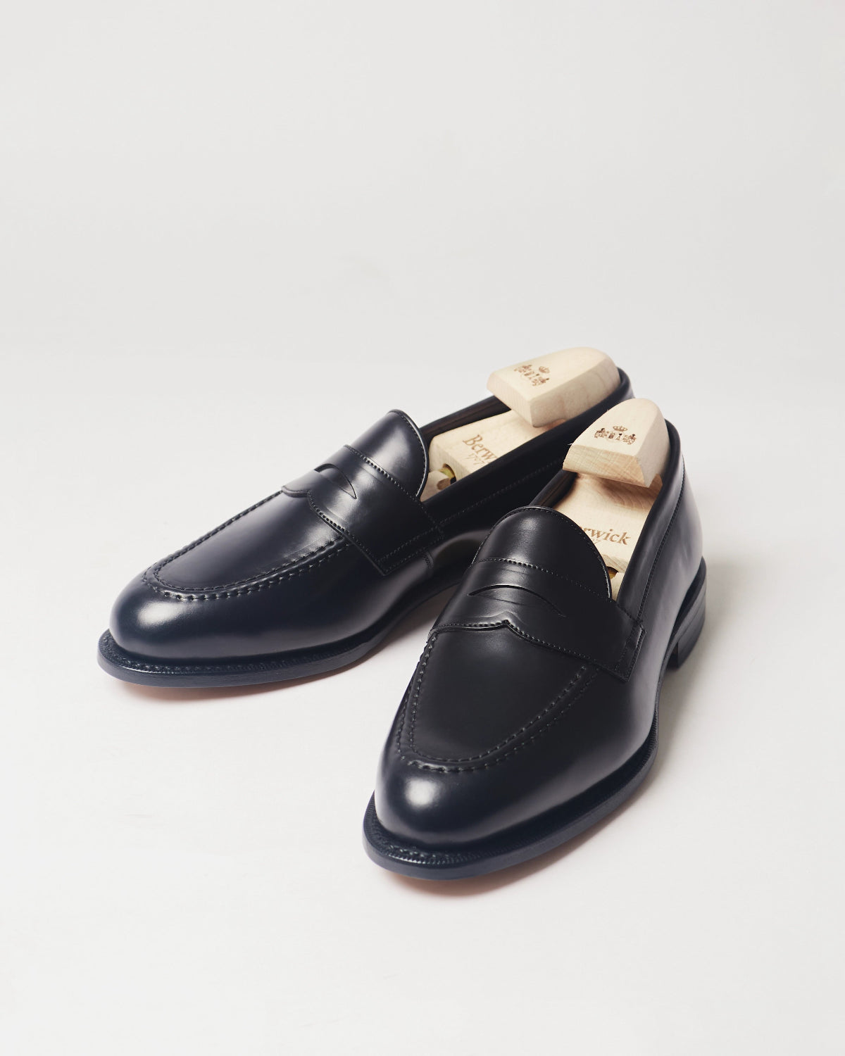 Berwick Penny Loafer 5138 Cordovan Rocado Black shell cordovan leather shoes pair front angle view