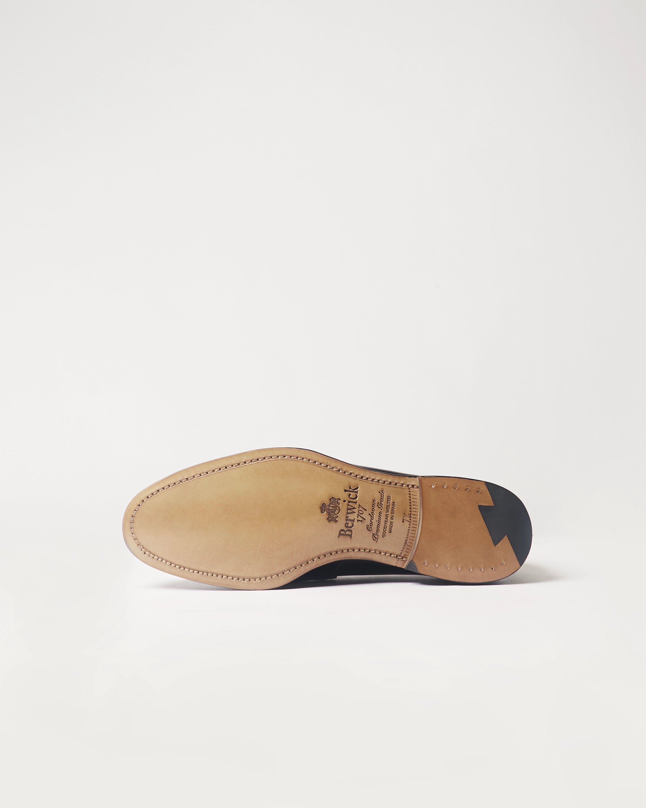 Berwick Penny Loafer 5138 Cordovan Rocado Black shell cordovan leather shoe leather outsole view