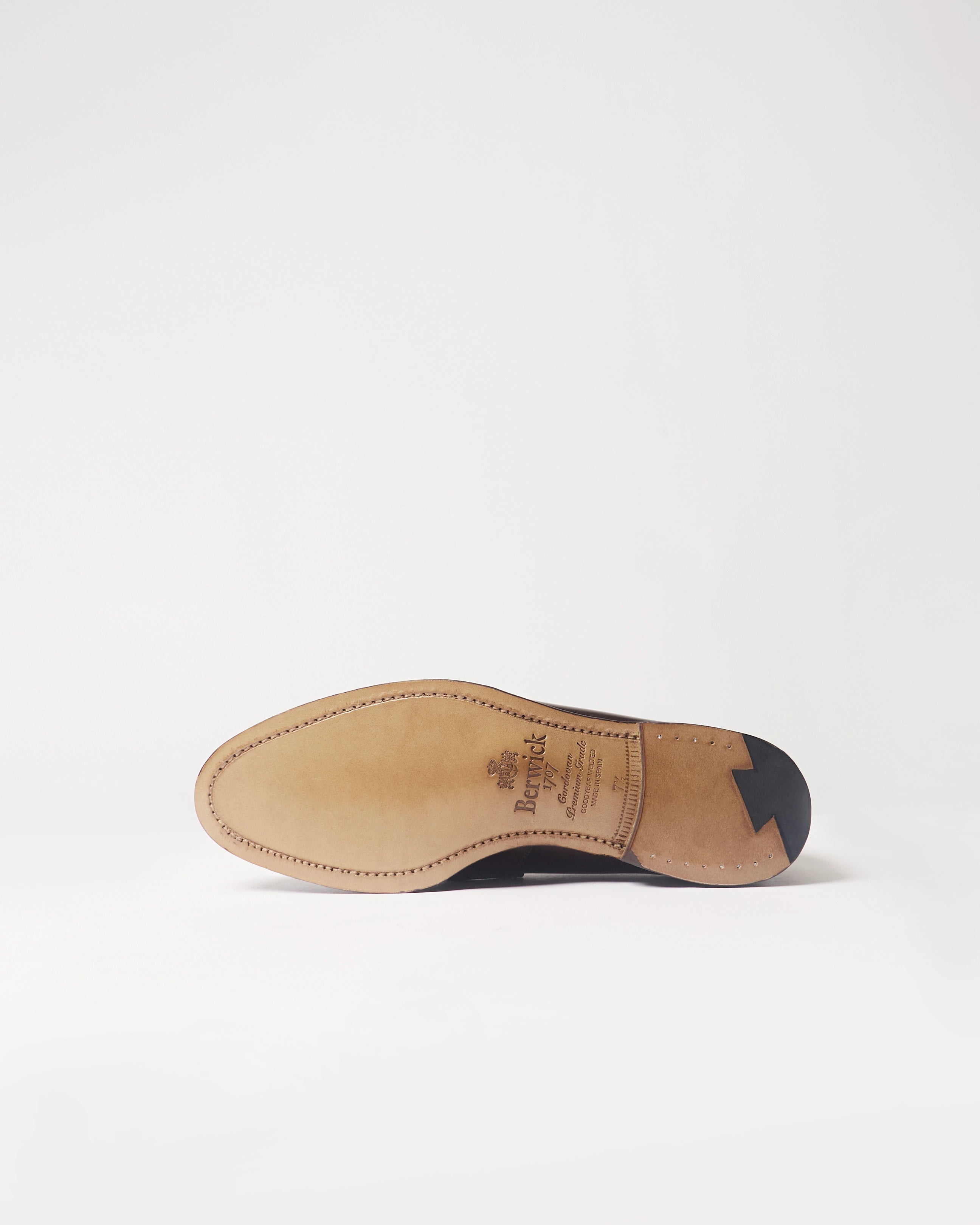 Berwick Penny Loafer 5138 Cordovan Rocado Dark Brown shell cordovan leather shoe leather outsole view