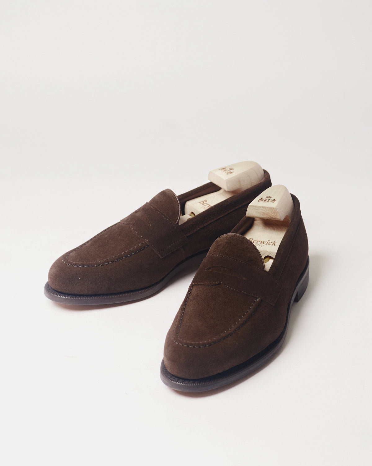 Berwick Penny Loafer 5138 Repello Suede 173 shoes pair front angle view