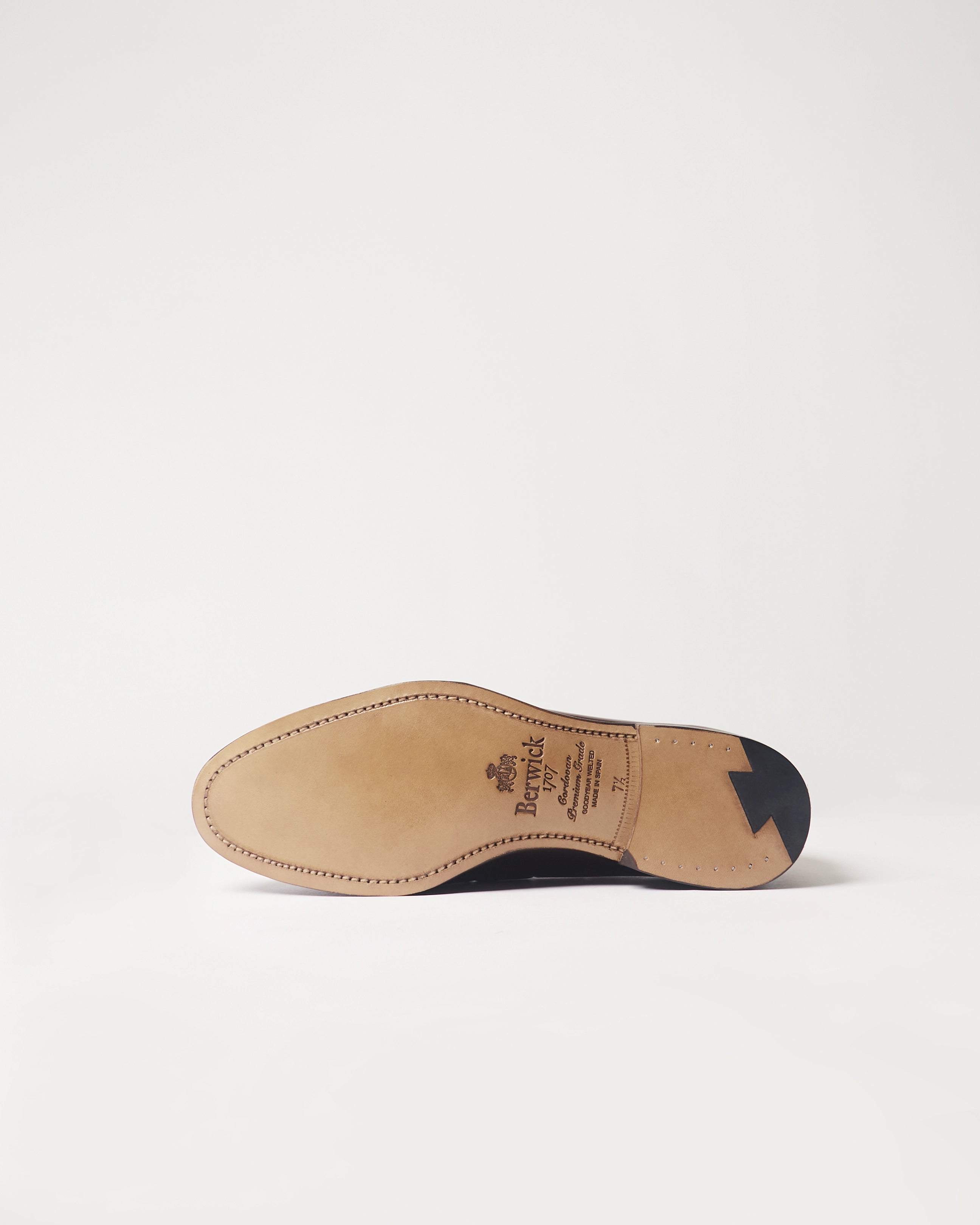 Berwick Tassel Loafer 5139 Cordovan Rocado Dark Brown shell cordovan leather shoe leather outsole view