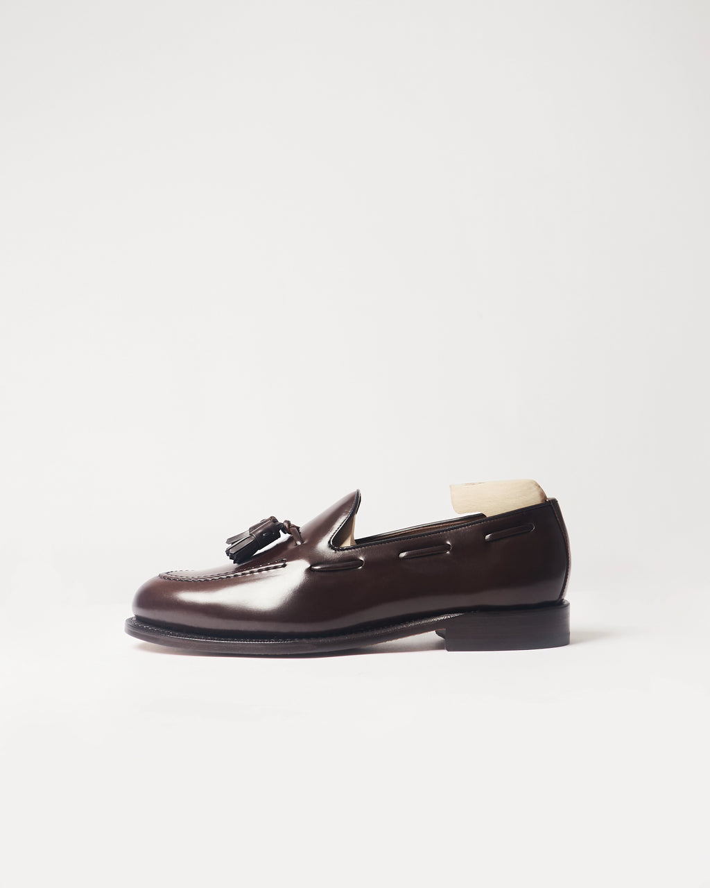 Berwick Tassel Loafer 5139 Cordovan Rocado Dark Brown shell cordovan leather shoe side view