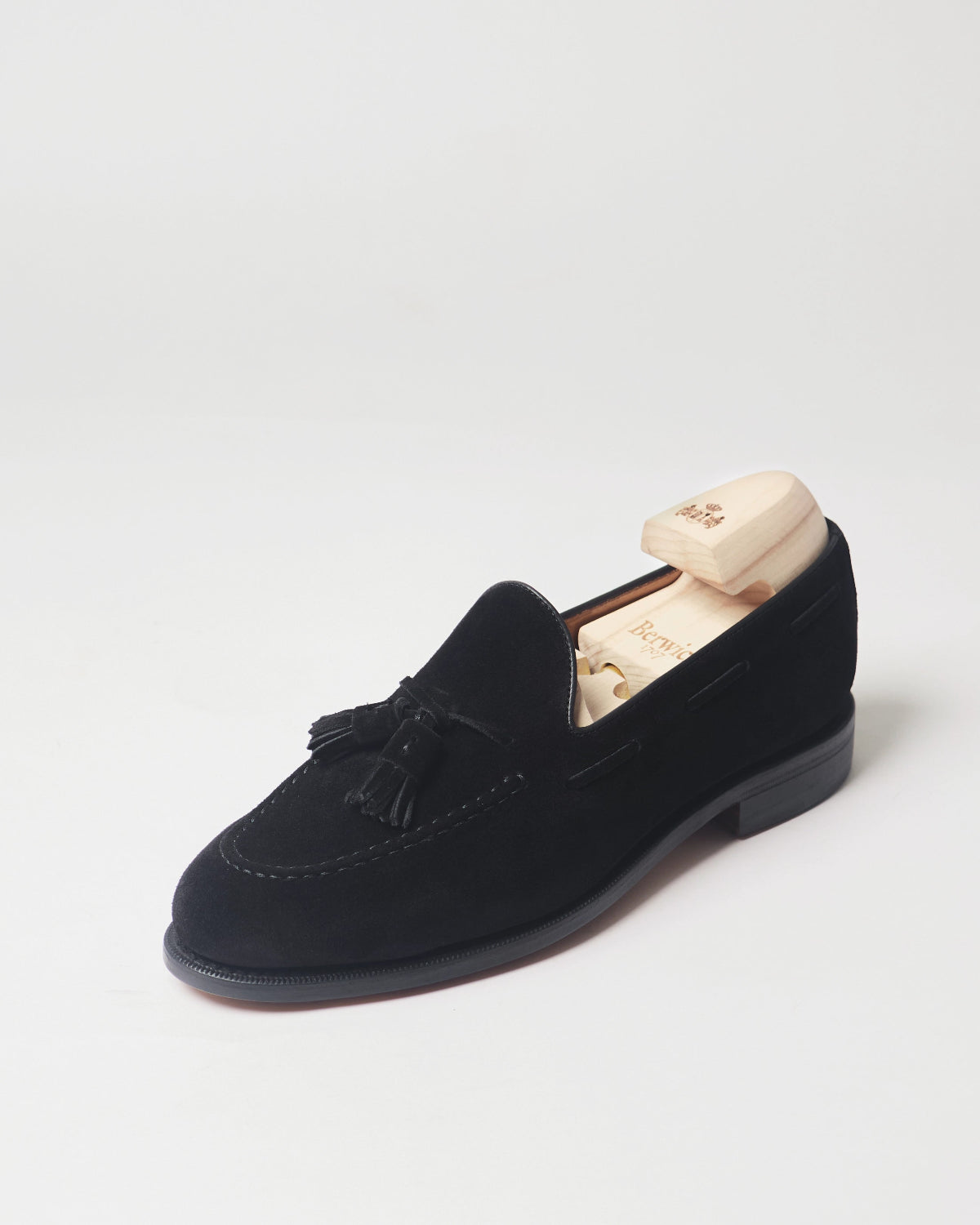 Berwick Tassel Loafer 5139 Go Rain Suede Black single shoe front angle view