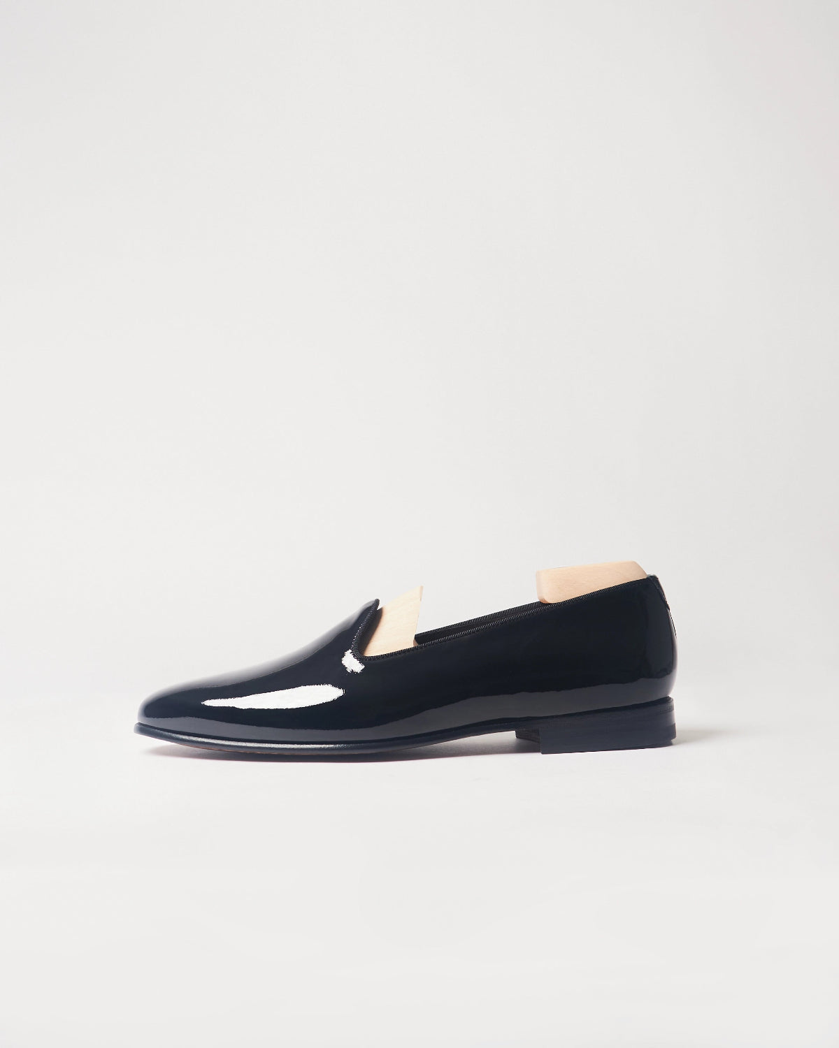 Berwick Slip On 5198 Charol Black patent leather shoe side view