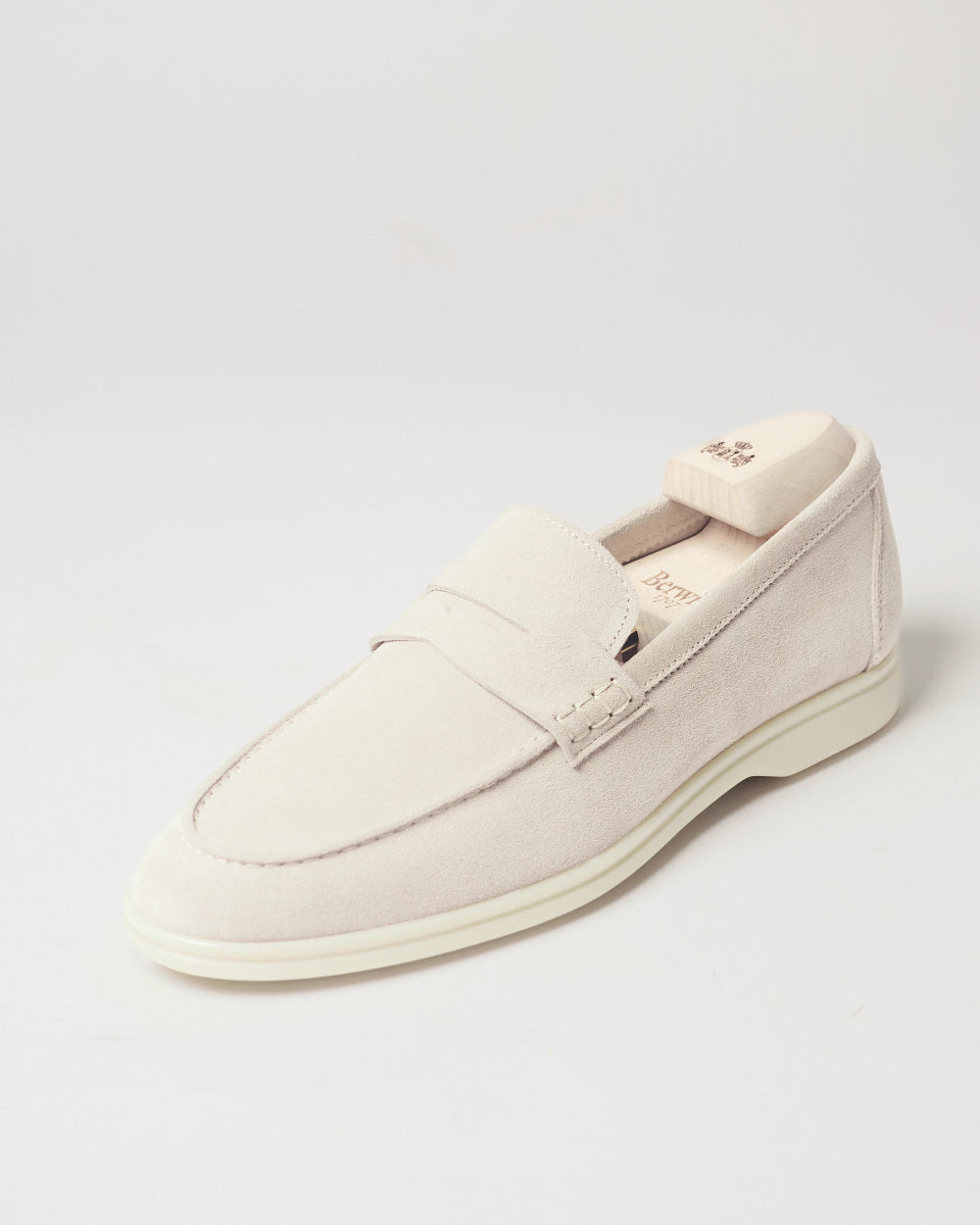 Berwick Flex Walk Penny Loafer 5371 Yankee Suede Avola single shoe front angle view