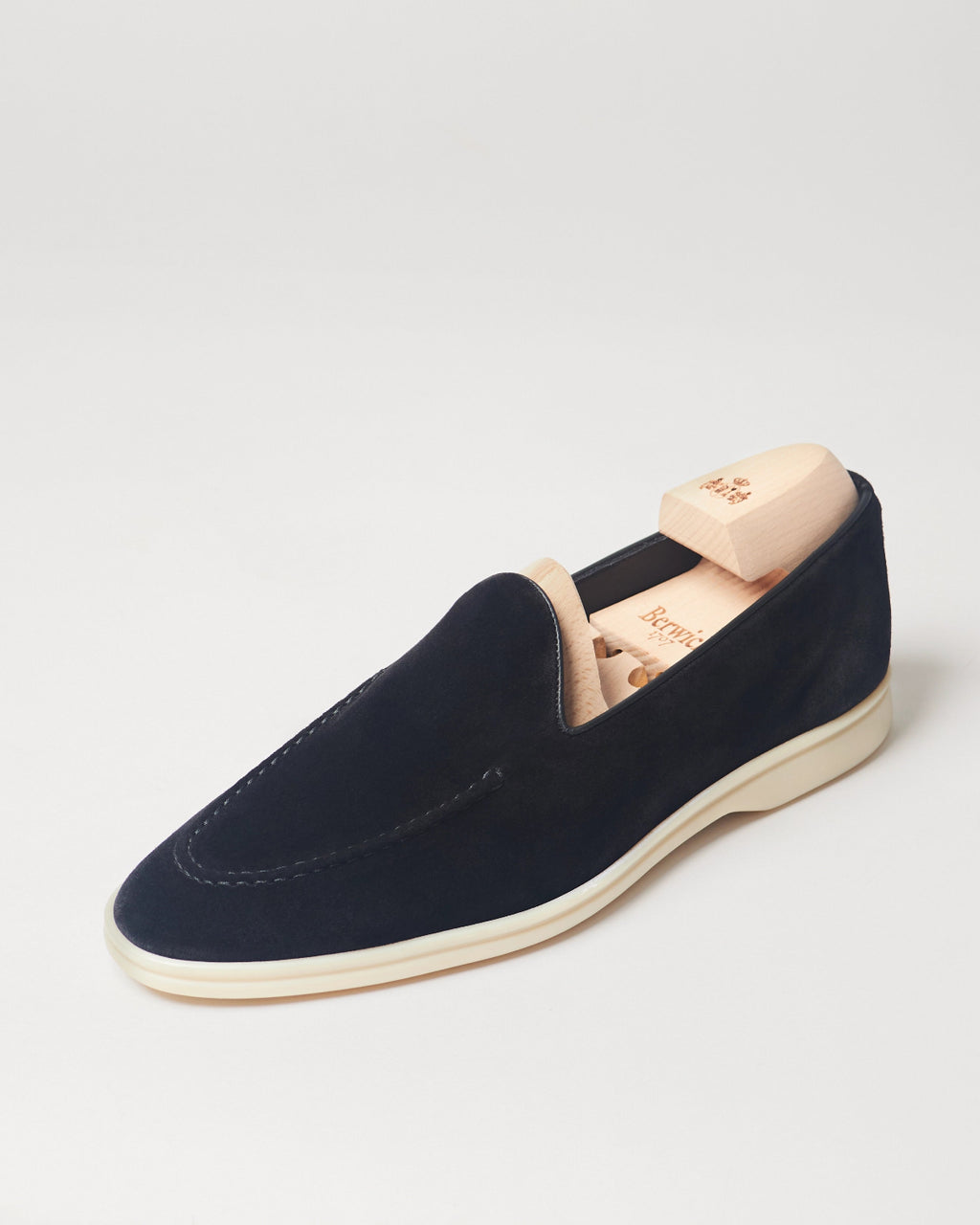 Berwick Flex Walk Apron Loafer 5505 Go Rain Janus Suede Black single shoe front angle view