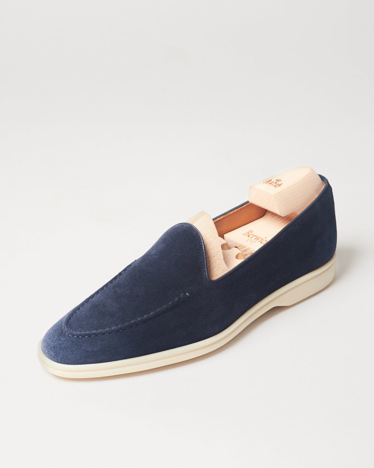 Berwick Flex Walk Apron Loafer 5505 Repello Suede Gum Oil Baltic single shoe front angle view