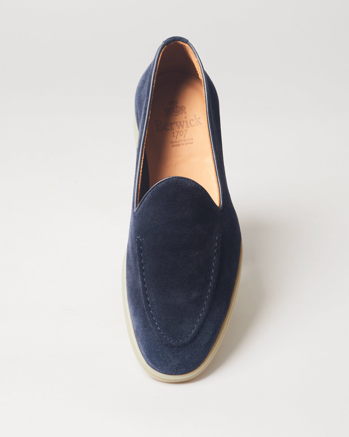 Berwick Flex Walk Apron Loafer 5505 Repello Suede Gum Oil Baltic leather shoes top front view