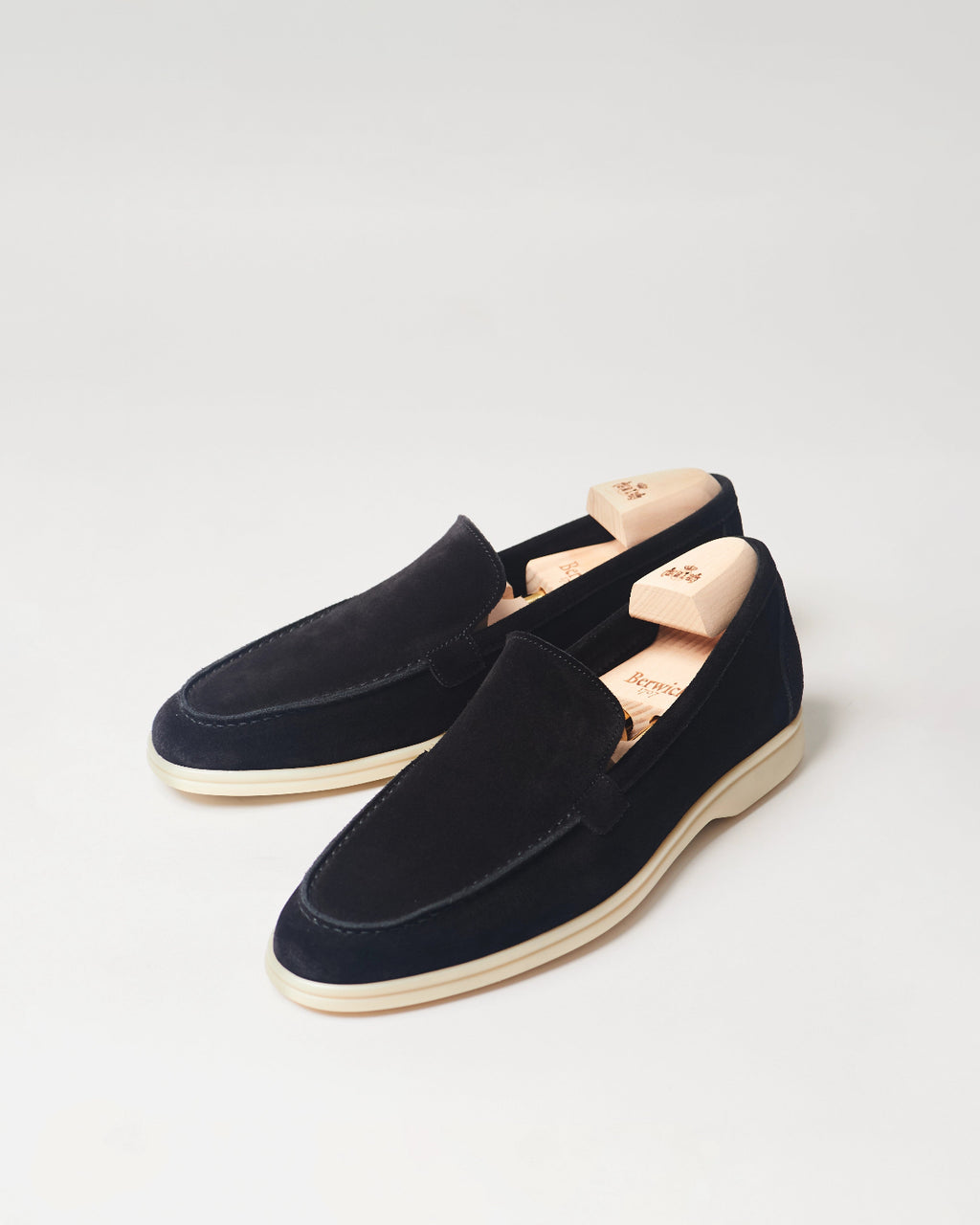 Berwick Flex Walk Loafer 5542 Go Rain Janus Suede Black leather shoes pair front angle view
