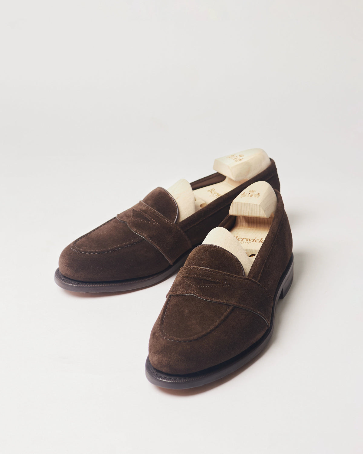 Berwick Full Strap Loafer 5723 Repello Suede Gum Oil 173 shoes pair front angle view