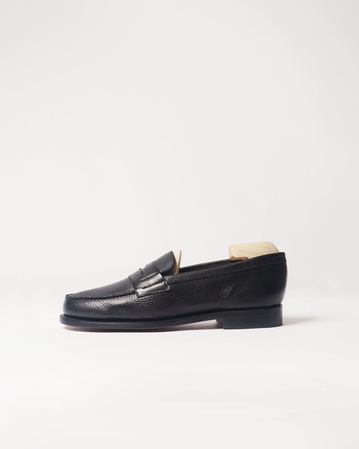 Berwick French Loafer 5732 Loan Black smooth leather shoe side view