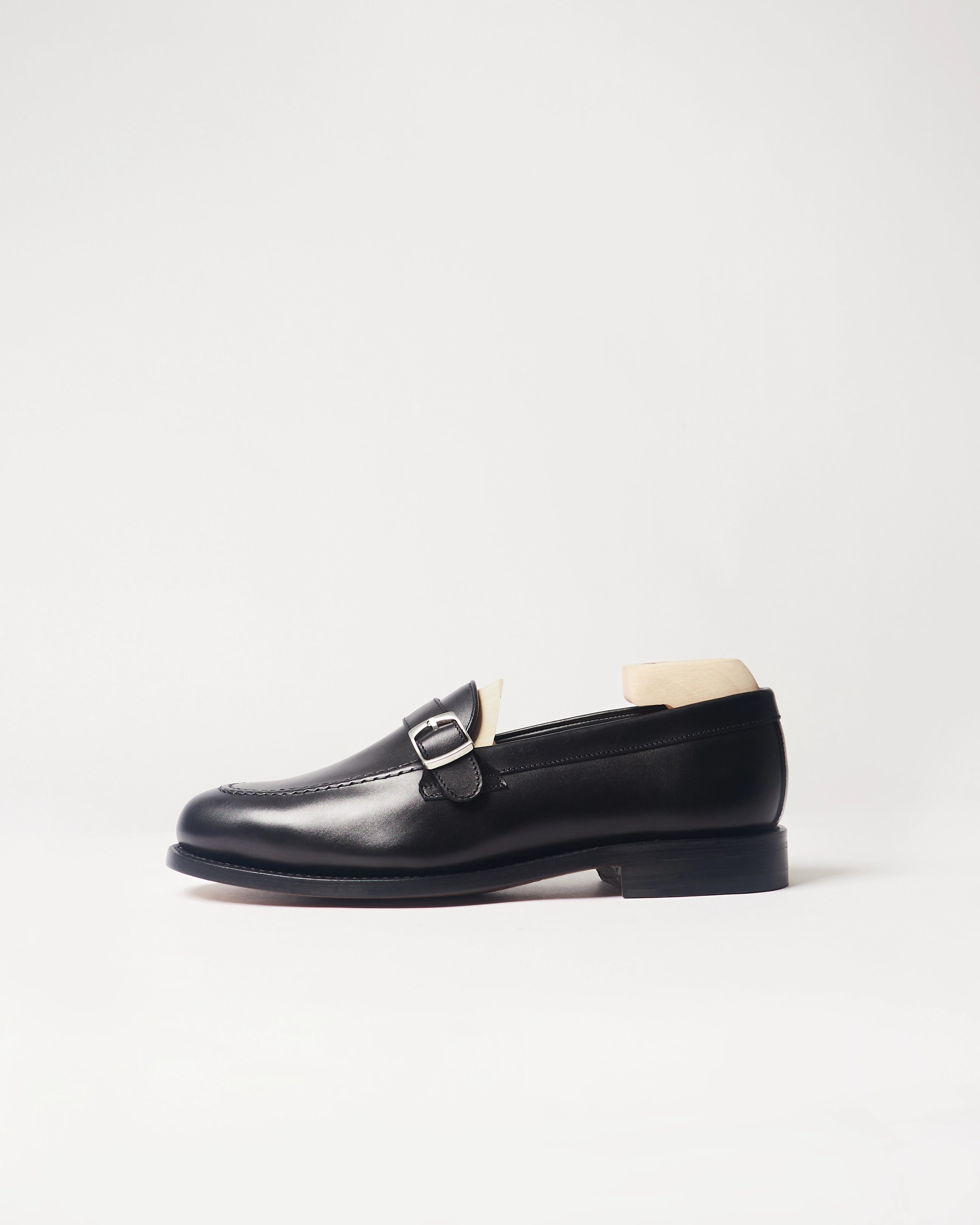 Berwick Strap Loafer 5770 Box Calf Black smooth leather shoes side view
