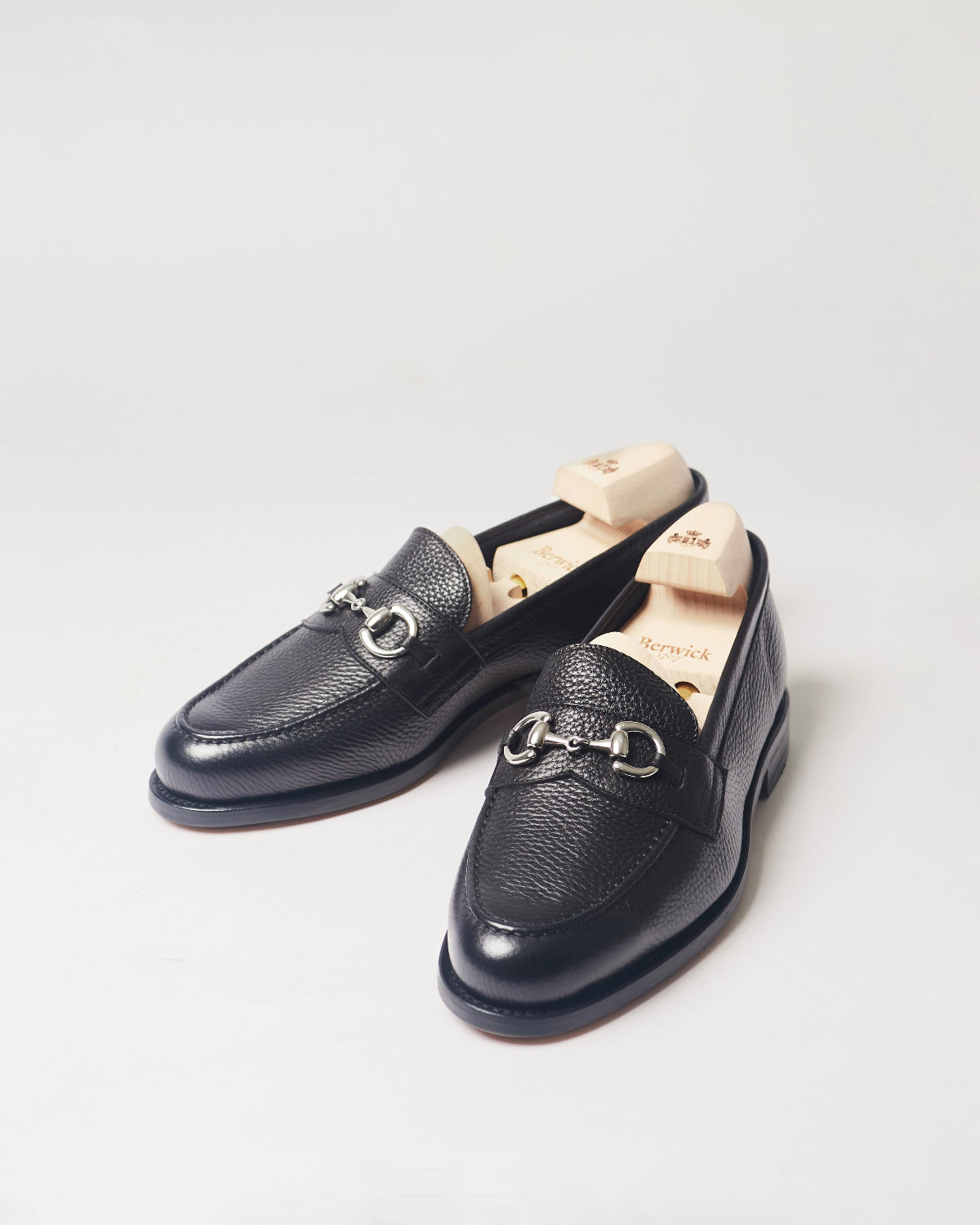 Berwick Horsebit Loafer 5791 Loan Black grained leather shoes pair front angle view