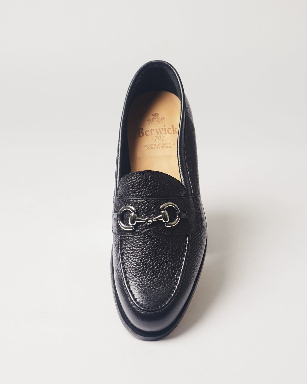 Berwick Horsebit Loafer 5791 Loan Black grained leather shoes top front view