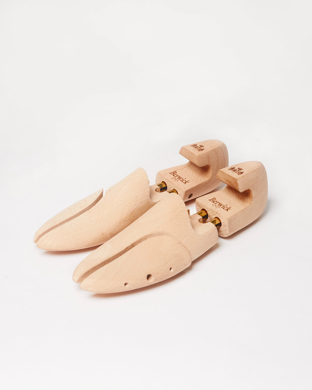 Berwick Shoe Tree Beech Wood Natural pair front angle view