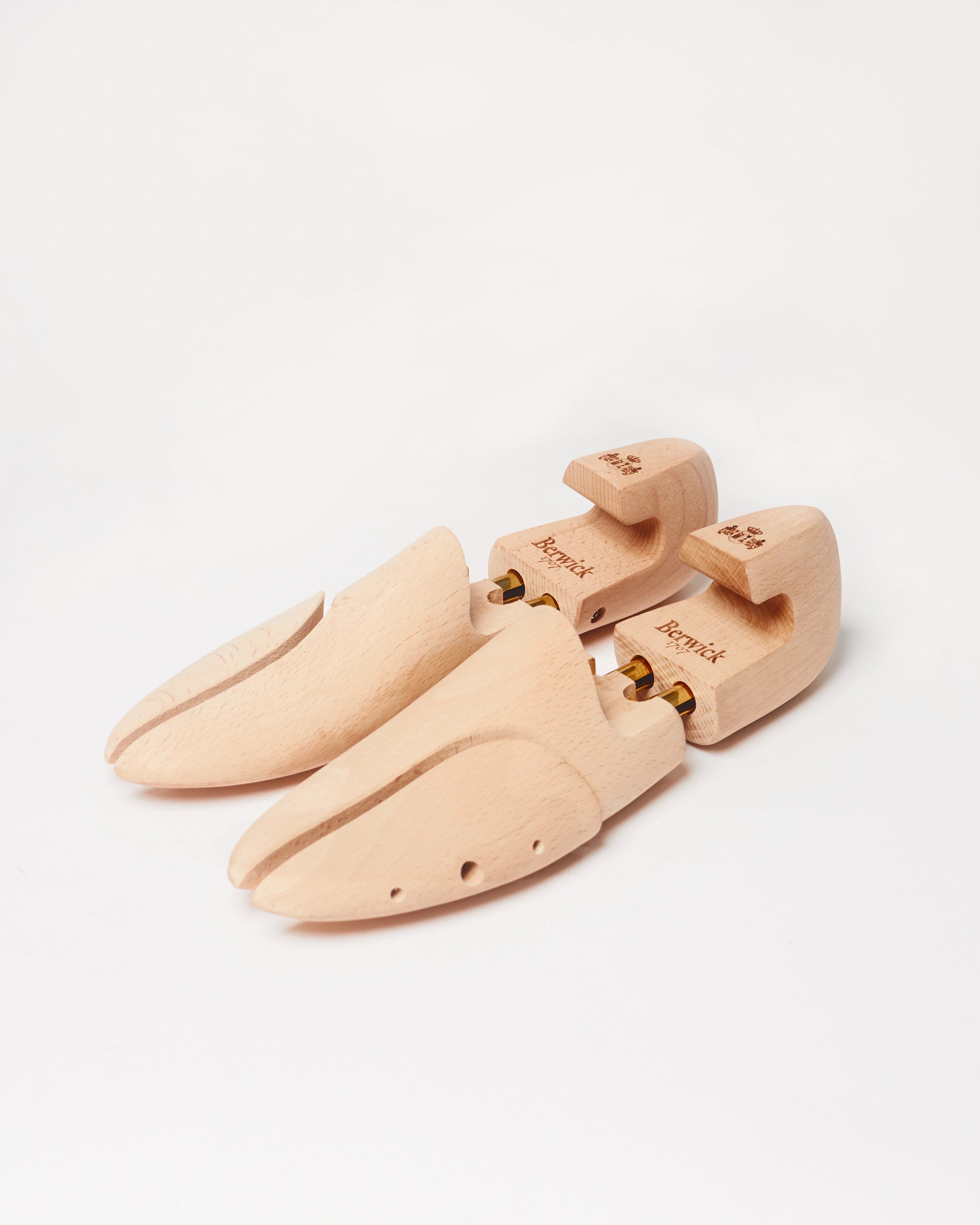 Berwick Shoe Tree Beech Wood Natural pair front angle view