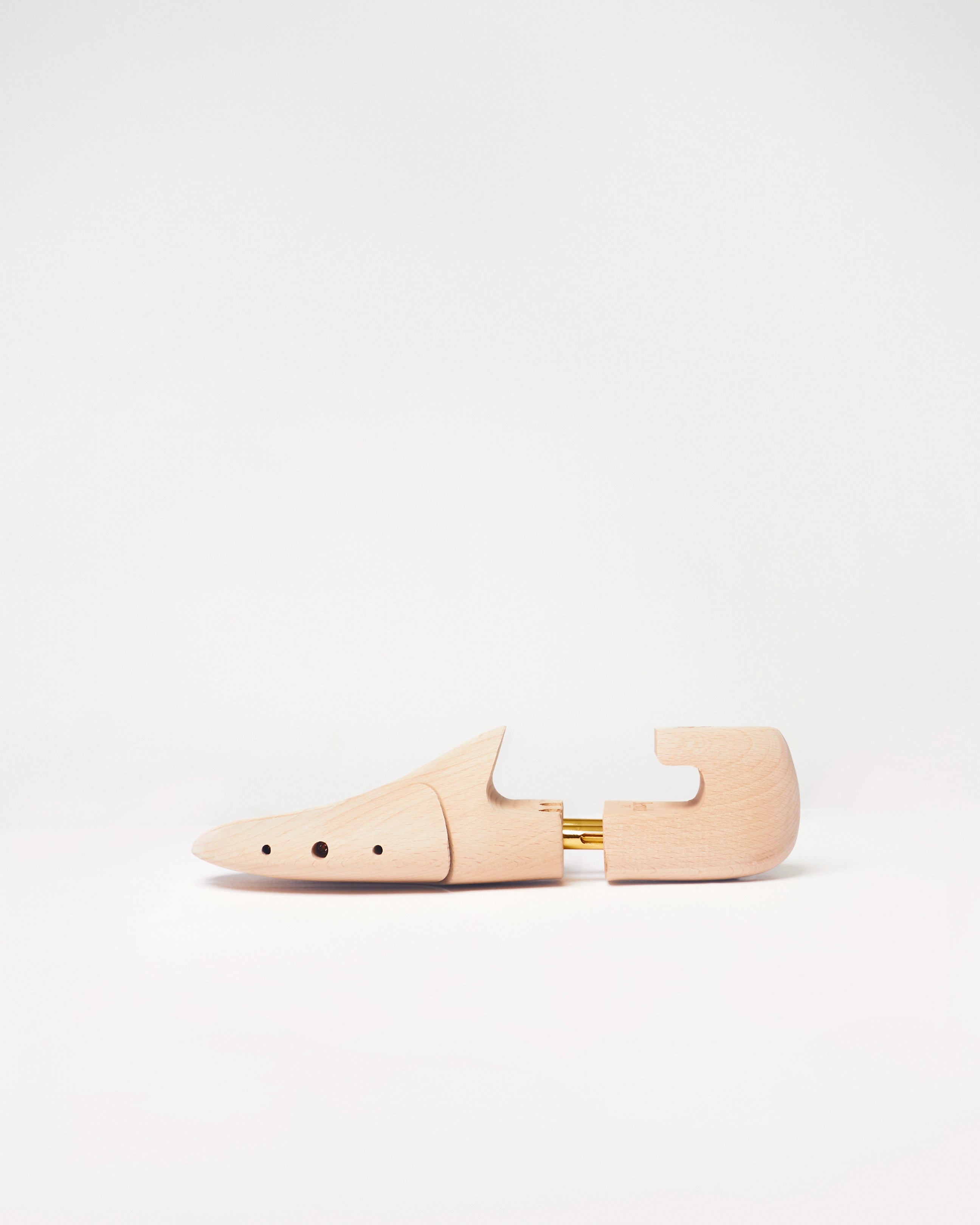Berwick Shoe Tree Beech Wood Natural single side view shoe shaper